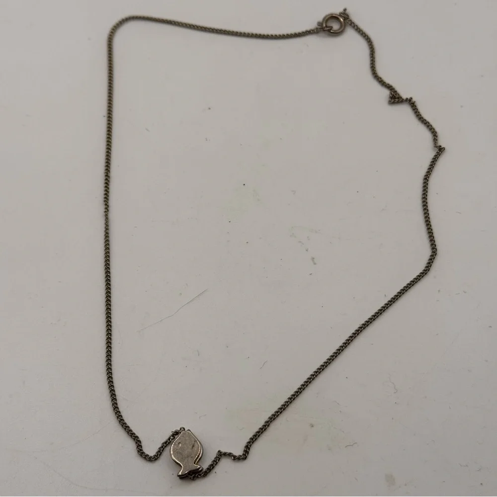 Vintage Silvertone Fish Pendant Necklace short beach vacation summer - Picture 4 of 4